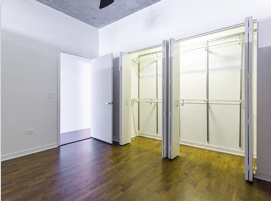 700 N Larrabee St #1704 — Photo 22
