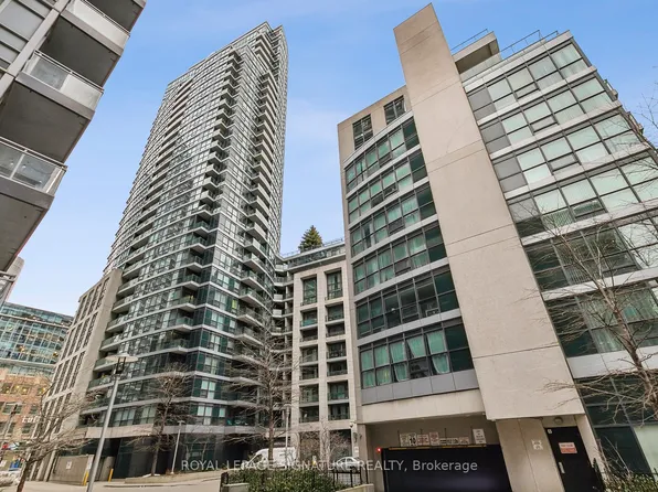600 Fleet St, Toronto, ON