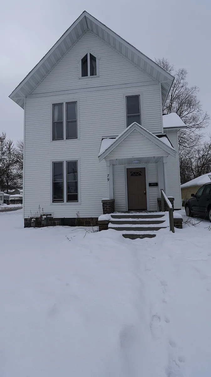 Building Photo - 79 S West St