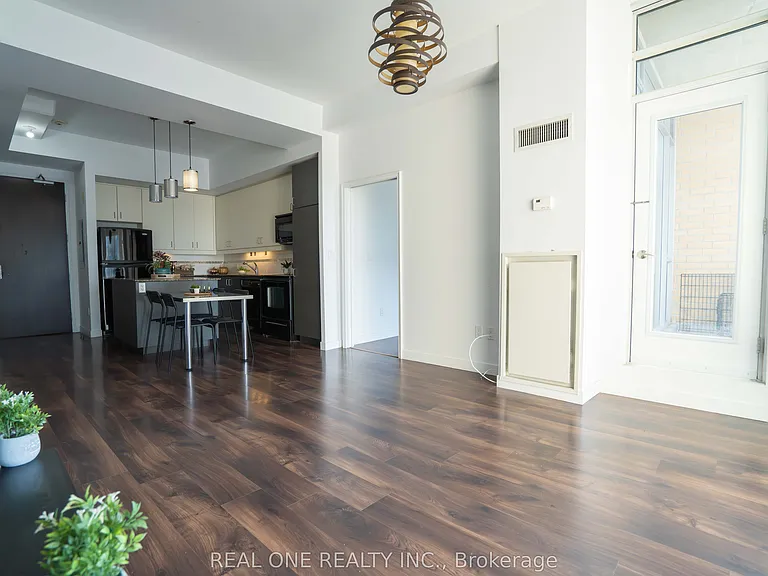 191 King St S #703 — Photo 11