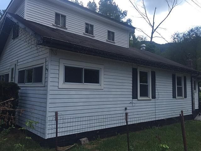 1st image of 25 Howard Dr