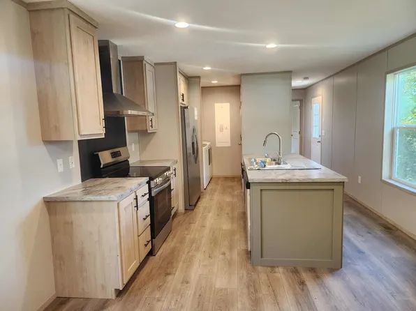 34 Overlook Lane, Coventry, VT 05855