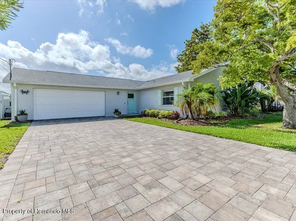 4152 Camelia Dr, Hernando Beach, FL 34607