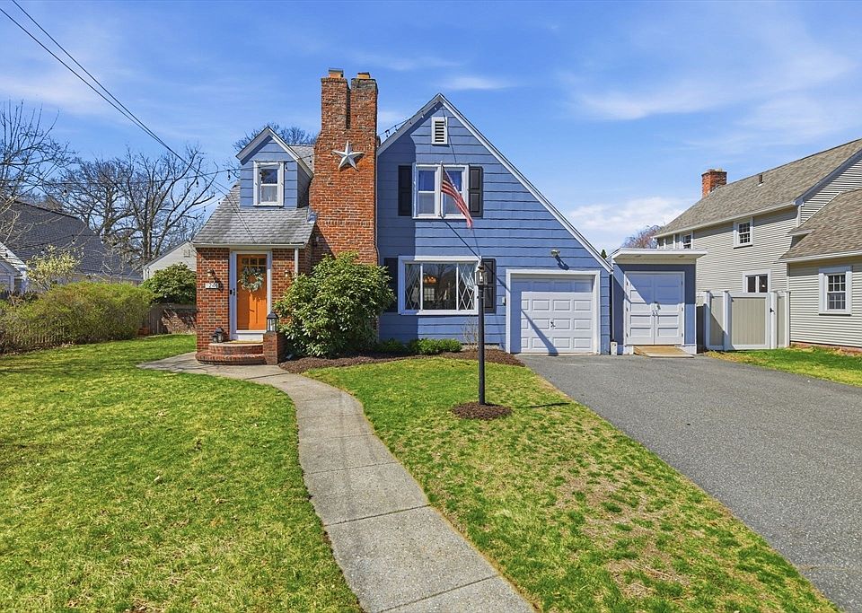 1st image of 246 Dwight Rd