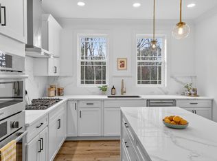2938 Chapel Hill Rd #A, Durham, NC 27707