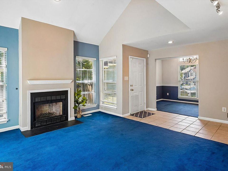 1st image of 932 Yachtsman Way