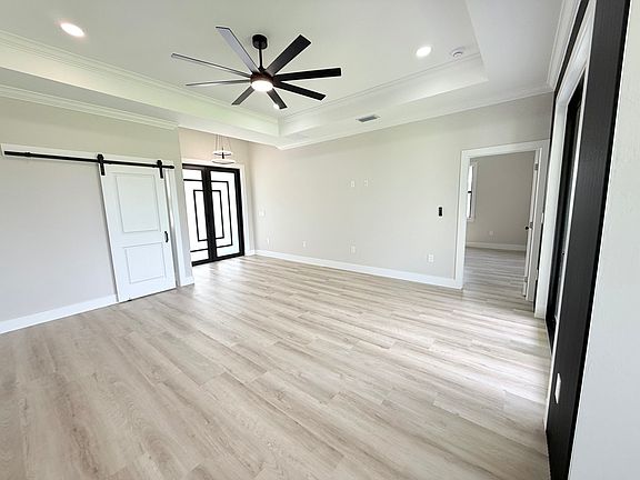 5th image of 1019 Cedartree Ave