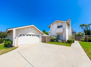 7 Laurel Tree Ln #300, Irvine, CA 92612