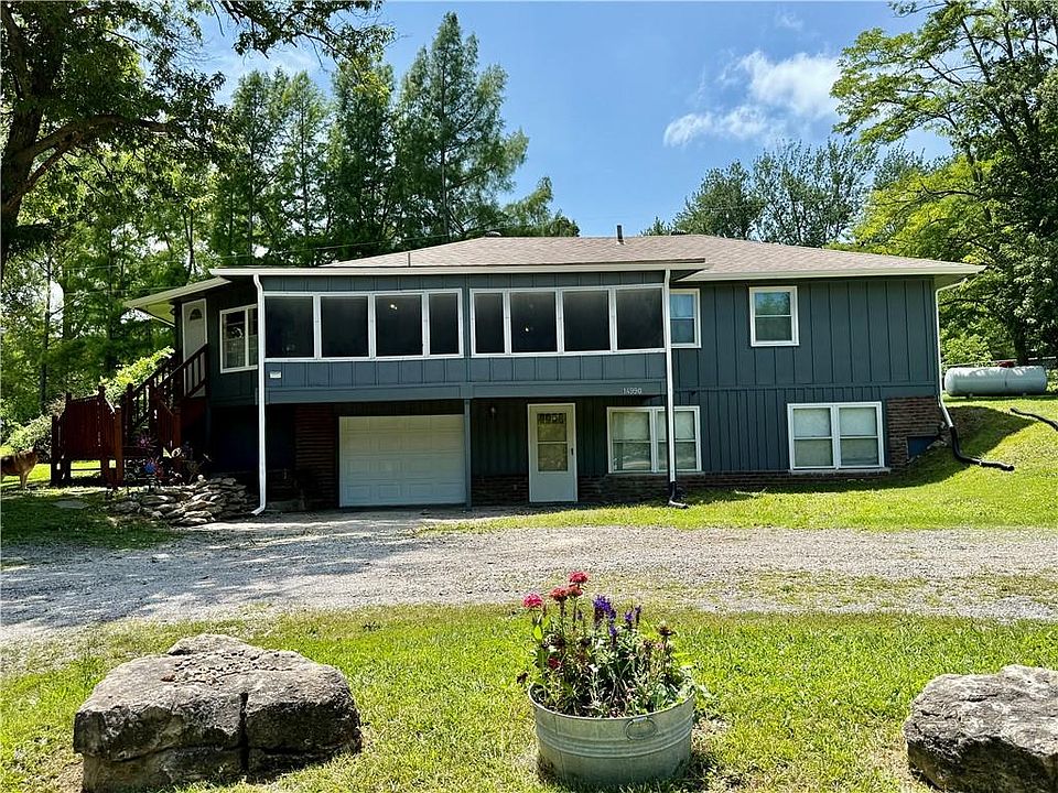 1st image of 14990 Lakeside Dr