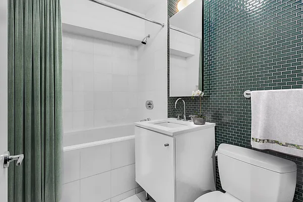 Sold by Compass | media 5