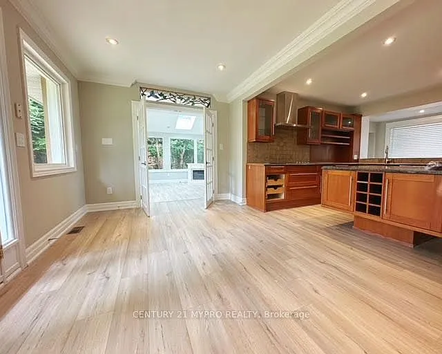 3 bed, $5,500 — Photo 3