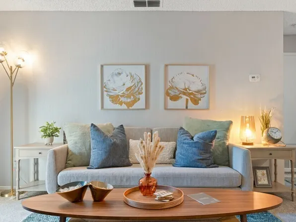 Gold Ridge Apartments