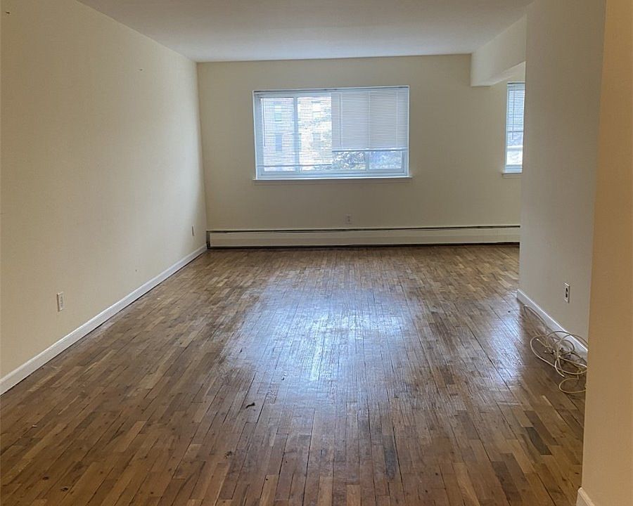 77 Lenox Rd Rockville Centre NY Zillow