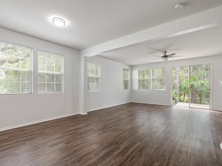 5892 Bartram Village Dr — Photo 9
