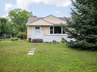 5092 Rainbow Ln, Mounds View, MN 55112