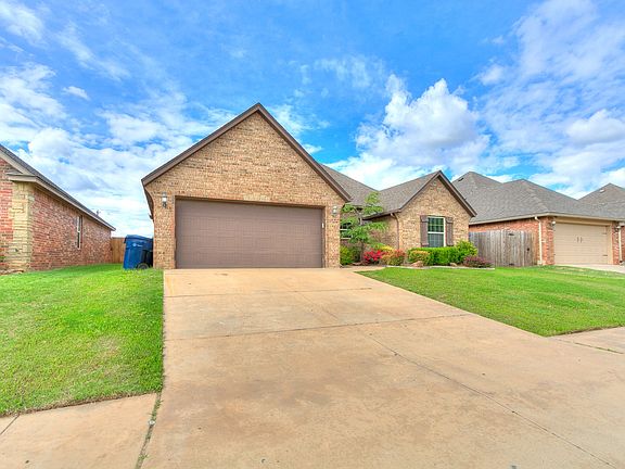 5th image of 4909 SW 120th Ter
