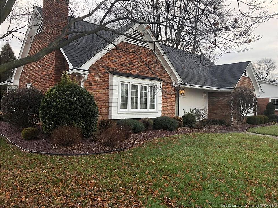 2nd image of 105 Cherokee Dr