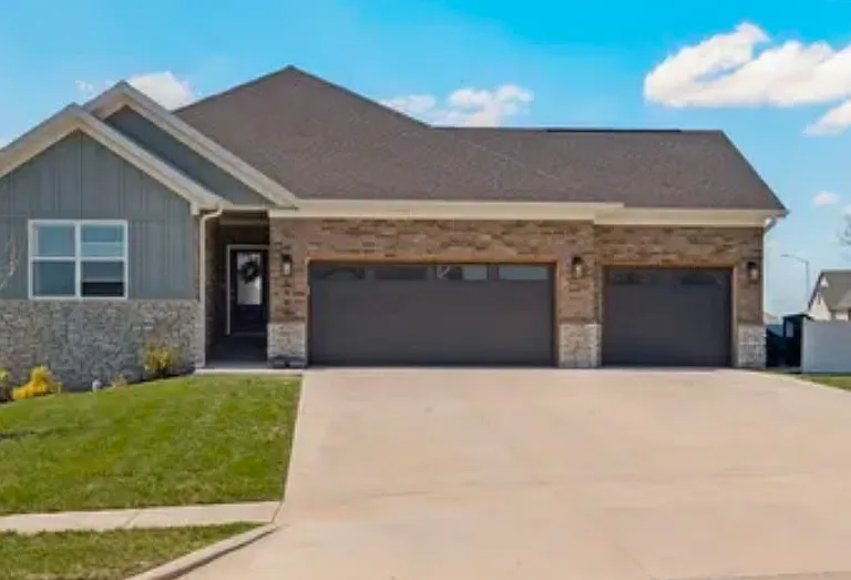 5480 E Cavalcade Ln — Photo 1