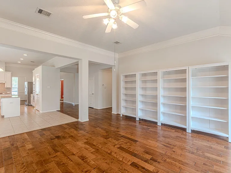 6618 Trenton Lake Ln — Photo 16
