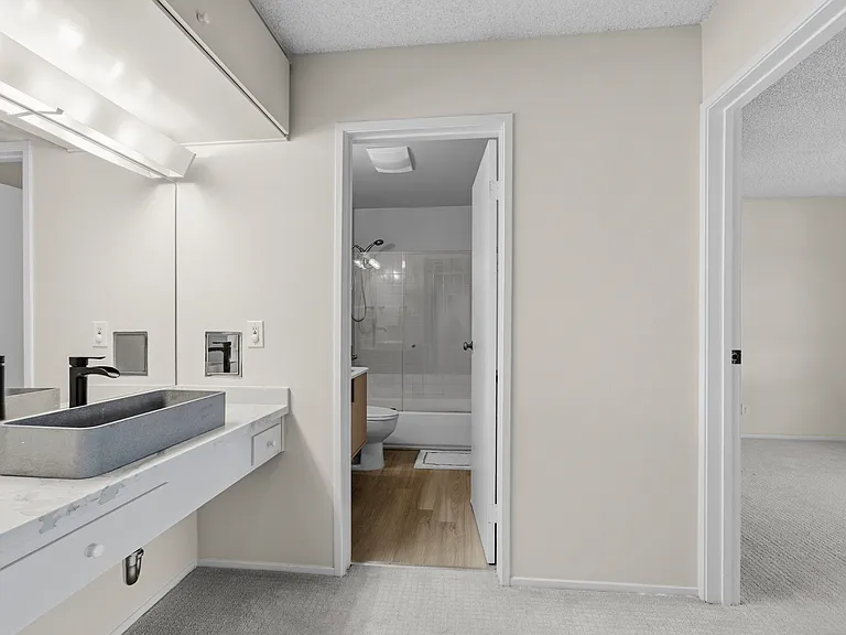 847 N Humboldt St #309 — Photo 13