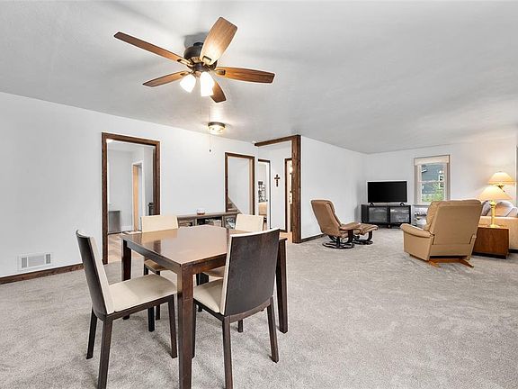 3rd image of 523 Madison Street