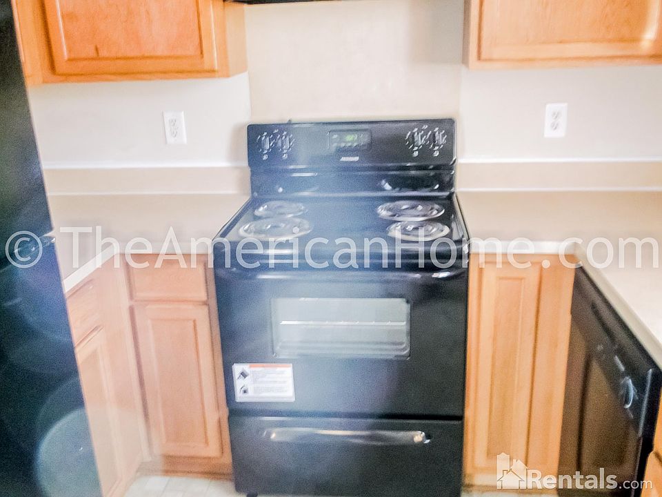 2nd image of 3432 Durham Ln