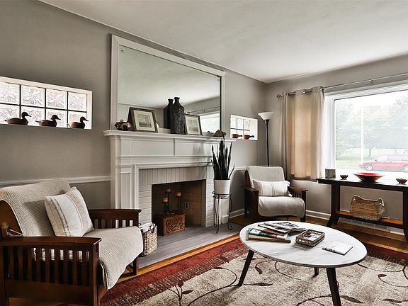 5th image of 3832 Loughborough Ave