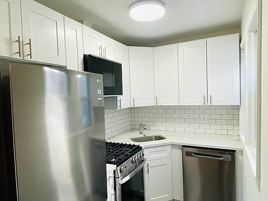 Rented by Terra Magia Inc | media 15