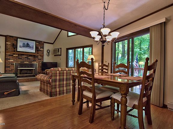 2nd image of 444 Lakewood Dr