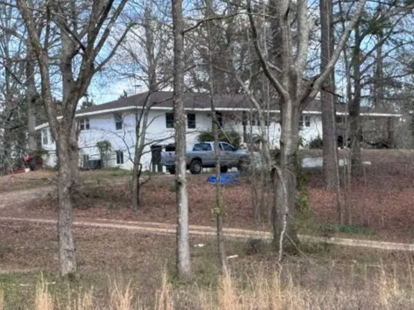 1163 McIntosh Rd, Oxford, AL 36203