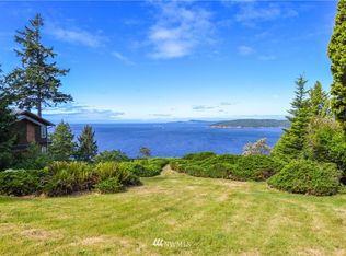 12282 Salty Ln, Anacortes, WA 98221