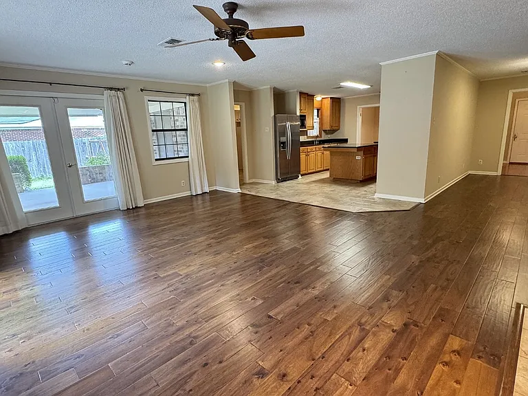 102 River Oaks Dr — Photo 11