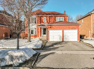 7 Laidlaw Ave, Brampton, ON L6S5W1