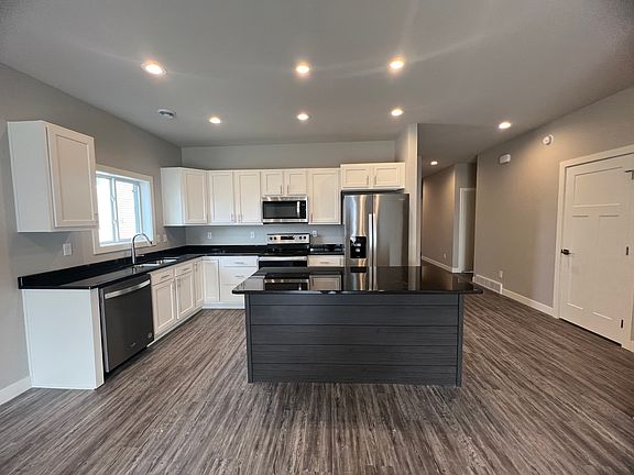 Kitchen (1)_05202023