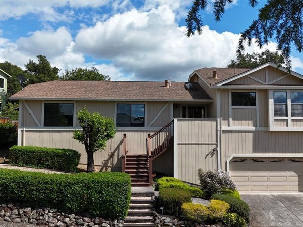 620 Alta Vista Dr, Healdsburg, CA 95448