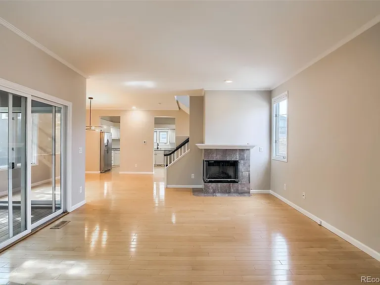 217 S Jackson St #E — Photo 3