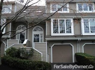 63 Cabot Dr, Wayne, PA 19087