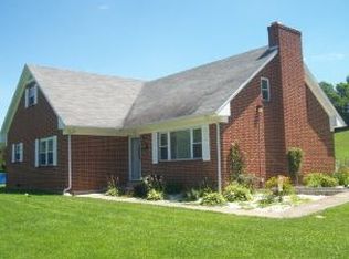 214 Rock Barn Rd, North Tazewell, VA 24630