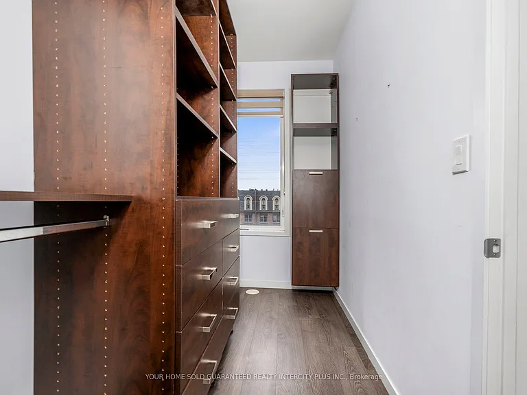 3910 Major Mackenzie Dr — Photo 33
