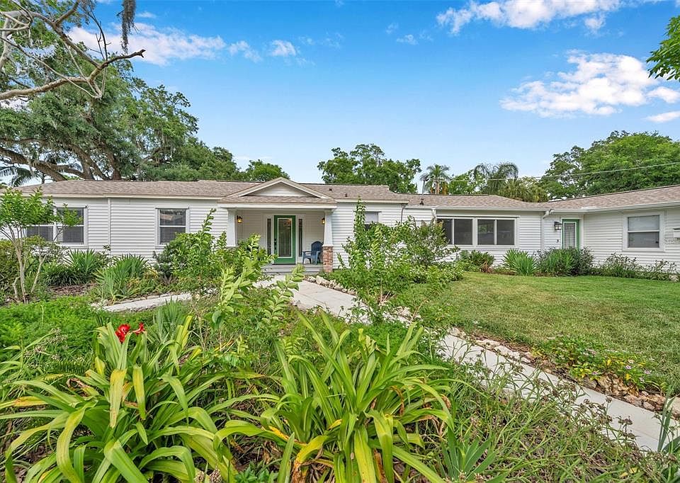 1st image of 1302 E PARK CIRCLE