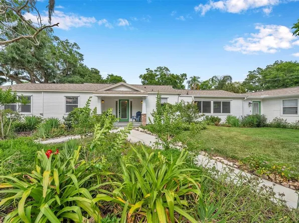 1302 E Park Cir, Tampa, FL 33604