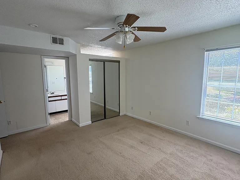 8861 Barkwood Dr — Photo 18