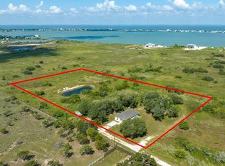 303 Old Salt Lake Rd, Rockport, TX 78382