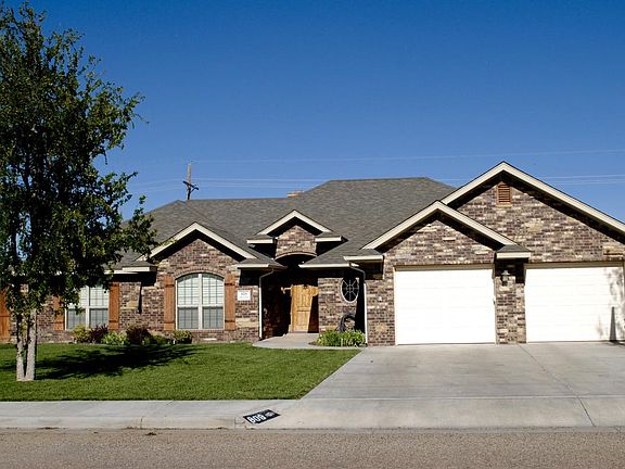 3rd image of 809 Melinda Ln