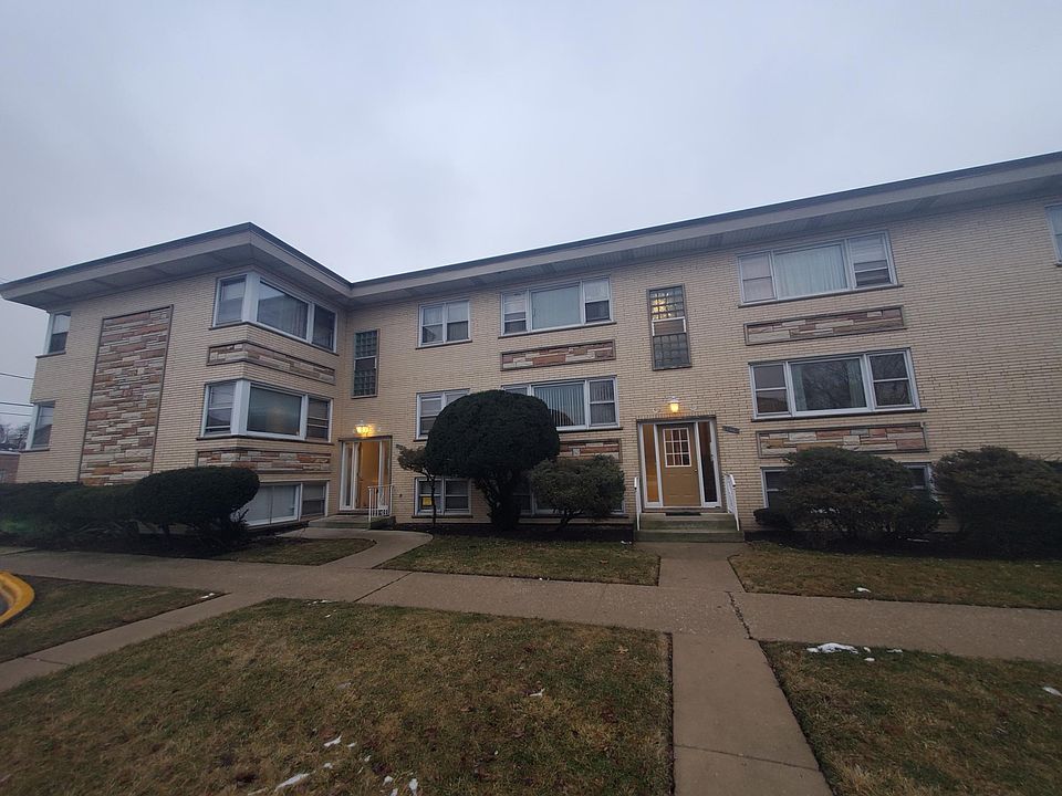 1st image of 7221 W Dickens Ave