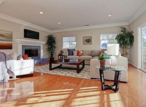 Living room is very spacious and can fit almost any sofa with ea