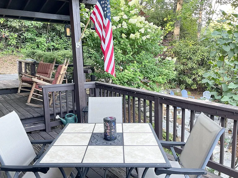 128 Edelweiss Cir — Photo 23