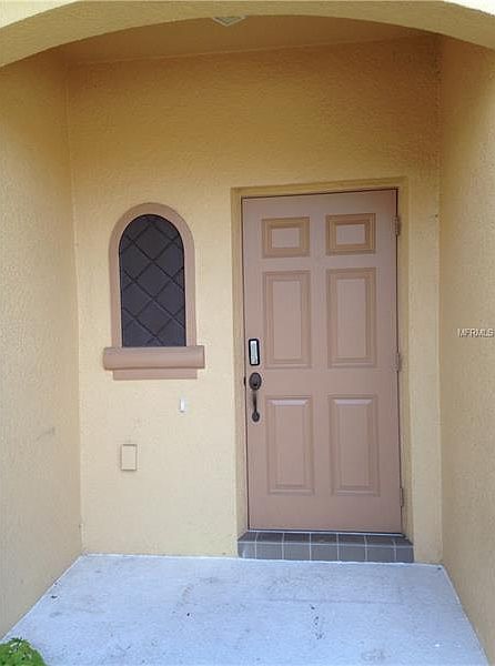 1st image of 1220 Retreat View Cir