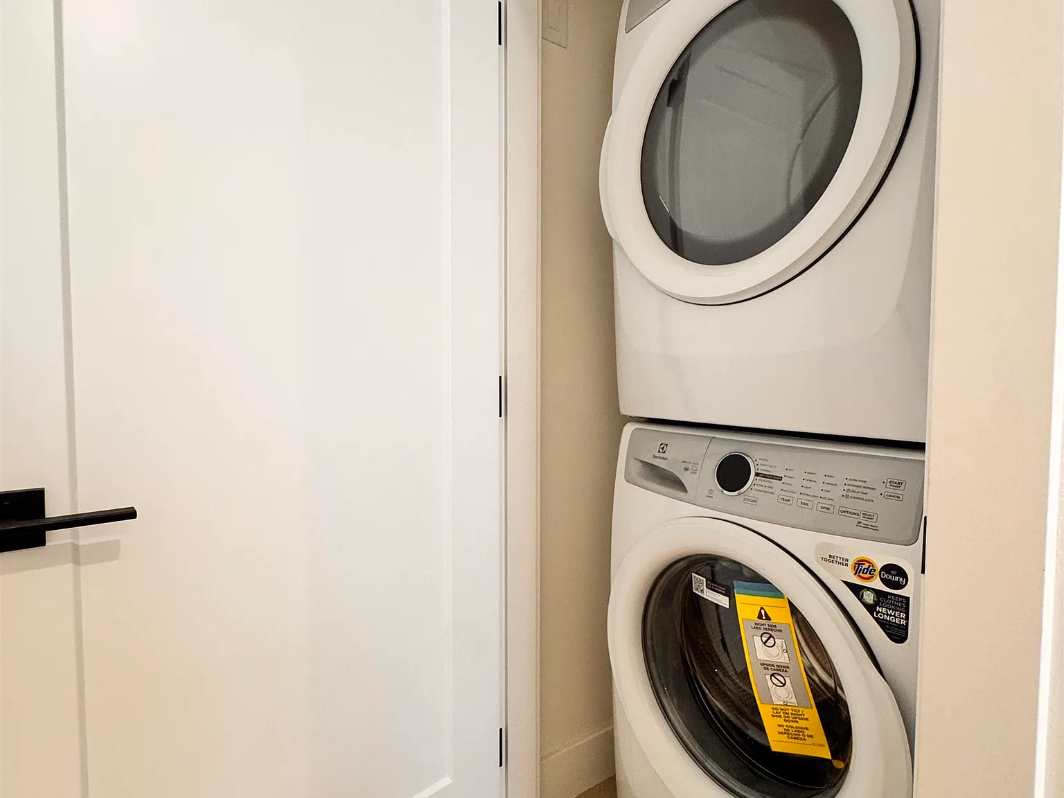 1 bed, 640 sqft, $1,700 — Photo 4