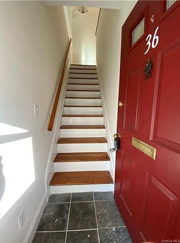 1st image of 36 Manor Dr #36